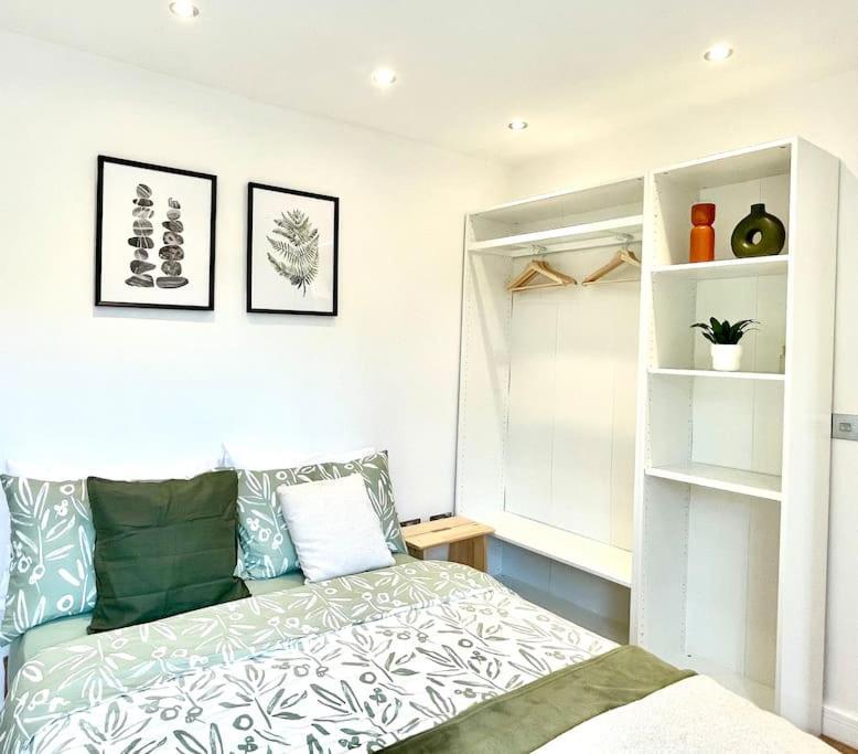 Stunning 1 Bedroom And Double Sofa Bed Near Train Station Southampton Luaran gambar