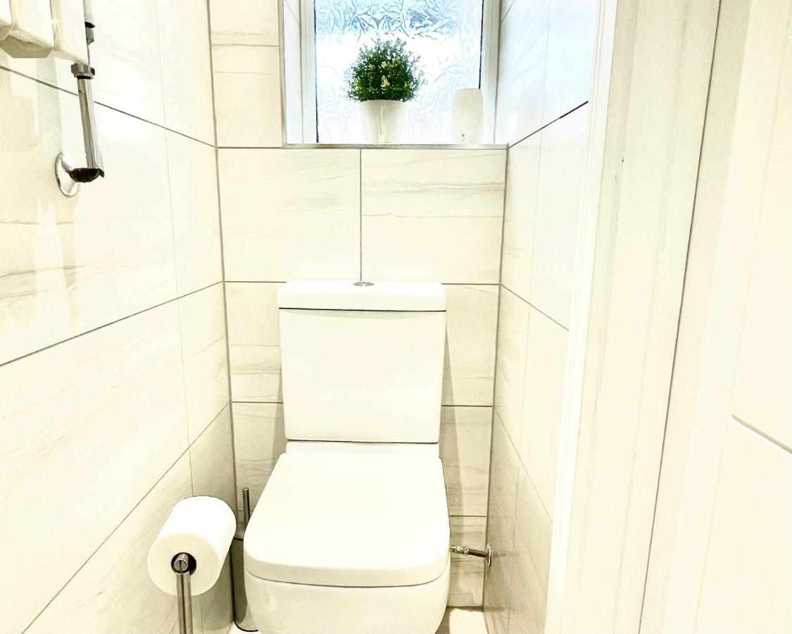 Stunning 1 Bedroom And Double Sofa Bed Near Train Station Southampton Luaran gambar